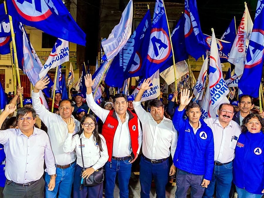 Equipo de campaña de Ronald Mauricio